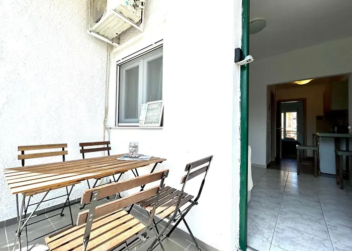 Vitaminsea Apartments